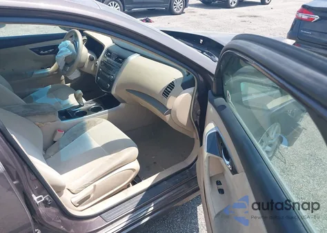 2013 Nissan Altima 2.5 S z USA, uszkodzony, nr VIN 1N4AL3AP4DC918269